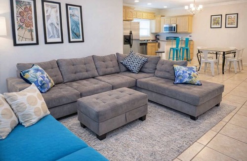 South Padre Island Condo | " Oversized 2 Bedroom " Modern " Pool Near Beach