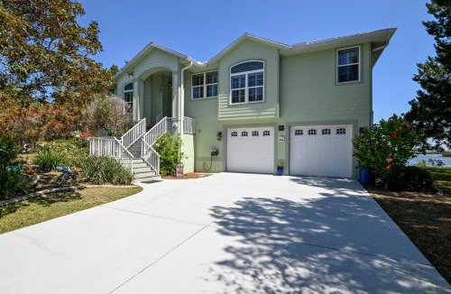 Crystal River House | Ozello Oasis Waterfront with dock sleeps 8 dog ok