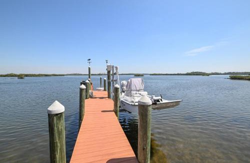 Crystal River House | Ozello Oasis Waterfront with dock sleeps 8 dog ok