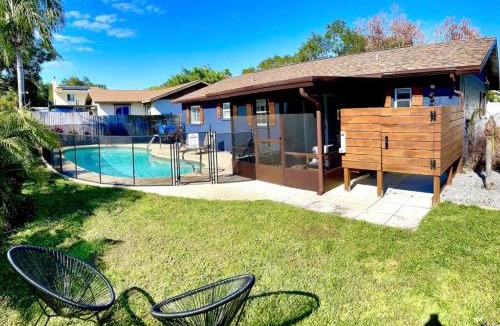 Walsingham House | Palm House~Heated Pool~8 min to Beach