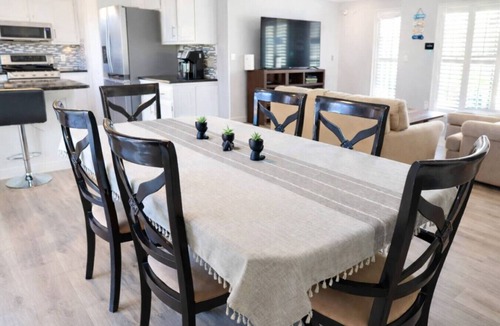 Sandalwood House | Palm Paradise hideaway in Jacksonville
