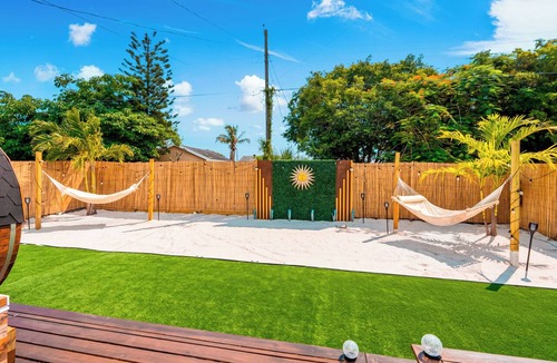 Mango Groves House | Palm Paradise Resort! Beach Area, Pool, Sauna, Cold Plunge, Hot Tub