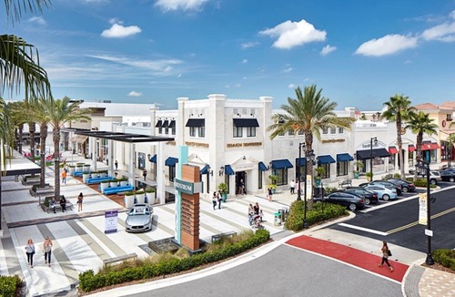 Baymeadows House | Palm Villa: 5 beds Playground, UNF, Mayo, Downtown