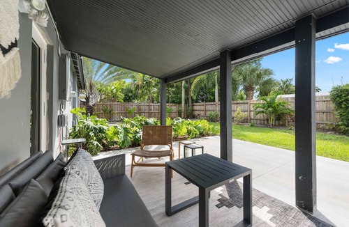 Pompano Beach House | PALM14 | delightful oasis in Pompano Beach