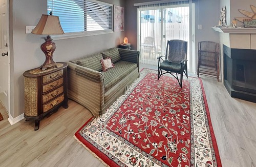 Galveston Apartment | Palms At Cove View 809 - Canvas Palms