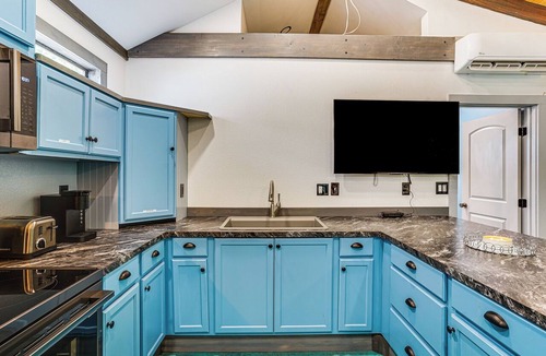 Glen Rose Apartment | Paluxy Riverfront Couples Studio on Over 2 Acres!