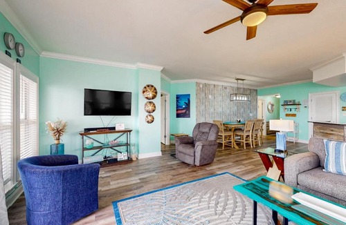 Mexico Beach Apartment | Paradise Shores 200