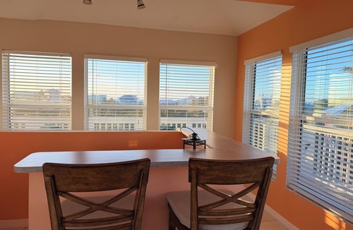 Jose's Hideaway House | Parrothead's Paradise - 4 BR House - Private Boat Dock & New Heated Pool