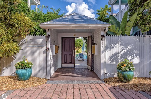 Old Town House | PARROTVILLE Townhome in Windward Park by RENT KEY WEST VACATIONS