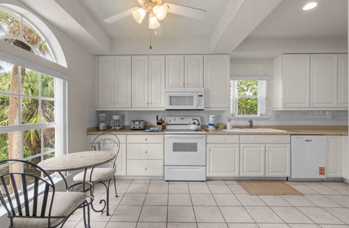 Heron's Landing House | Peaceful 3BR Island Home with Private Pool – Walk to the Beach!
