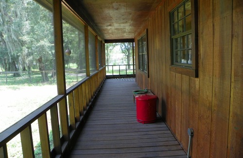 Lakeland House | Peaceful Country Style Home.