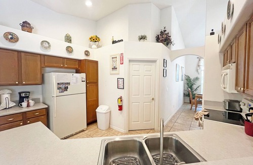 Orange Tree Villa | Peaceful lake view villa located in Orange Tree