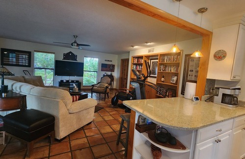 Lutz House | Peaceful Paradise/Busch Gardens