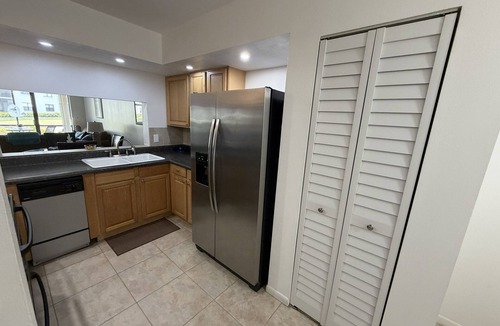 South Bradenton Condo | Peaceful Pond-View Condo Retreat