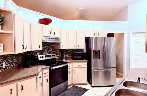 Ocala House | Peaceful, Relaxing & Quiet Home With A Private Fenced Yard In Ocala FL