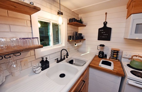 Young Harris House | Peaceful retreat, next to a Winery with a fire pit. Pet friendly