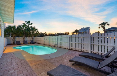 Clipper Cove House | Pearl Sands - Private Pool and Golf Cart!