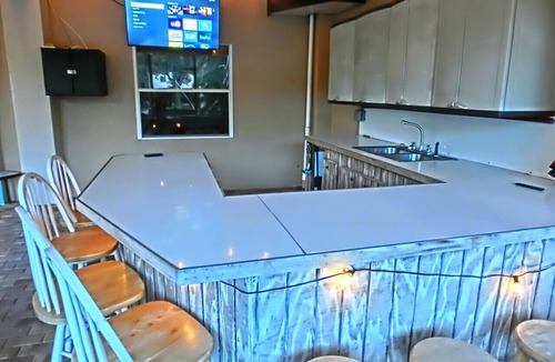 Weeki Wachee Gardens House | Pelican’s Point – Weeki Wachee Main River Home with Gulf Access