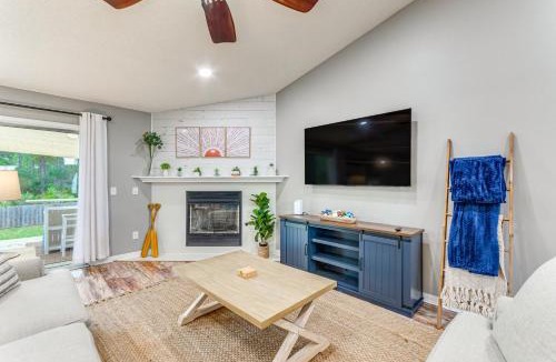 Ono Island House | Pensacola Home w/Fire Pit, 7 Mi to Beaches!