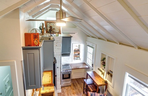East Hill House | Pensacola Tiny House < 1 Mi to Bayview Park!
