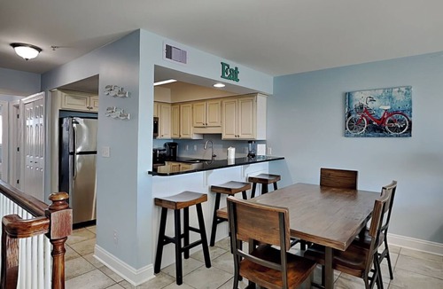 Ono Island Condo | Perdido Key Beach Condo with Private Balcony Just Steps to the Beach!