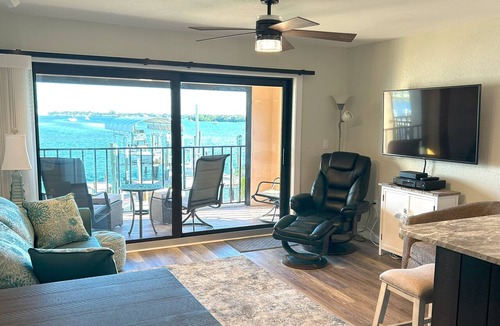 Englewood Condo | Perfect Bayside Condo