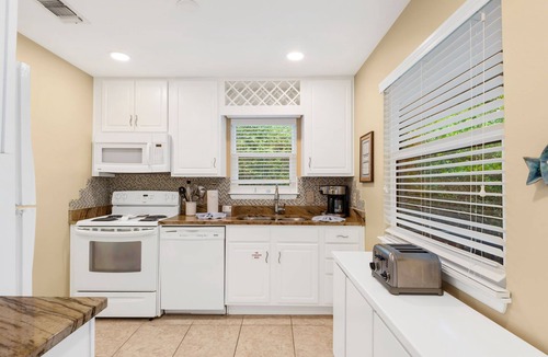 Gulf Pines House | Pet Friendly 3BR Home in Miramar Beach w Private Beach Access