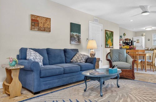 Palm Coast House | Pet Friendly Apartment- Walk To The Beach