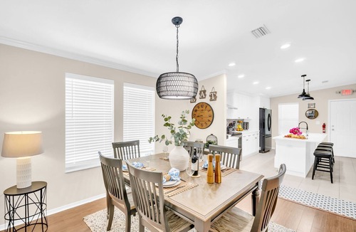 Dunedin Cottage | Pet-Friendly Getaway –Beaches, Breweries, Blue Jays, DT Dunedin, Marina & Trail.