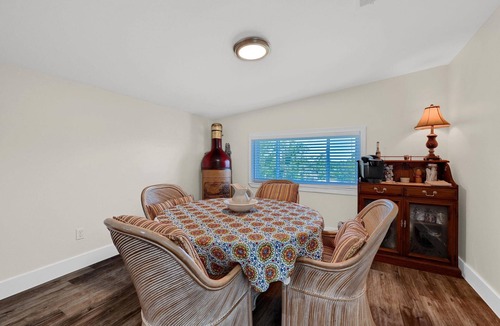 Gordonville House | Pet Friendly, Lake View Cabin with Boat Trailer Parking