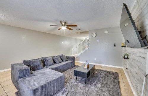 Wilmer House | Pets Welcome! Wilmer Haven w/Private Yard & Patio