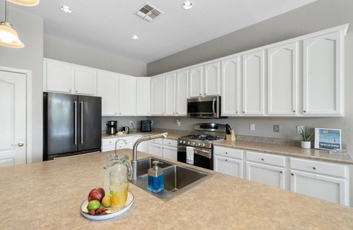 Stetson Hills State House | Phoenix Retreat w Pool, Hot Tub & Trail Access!