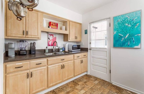 Downtown Dunedin House | Pink Flamingo - Dunedin Vacation Rental