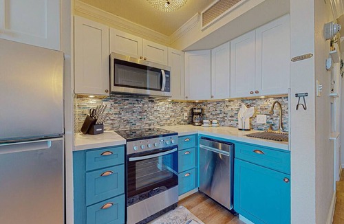 Galveston Condo | Pirates' Compass-Set Your Course for Galveston