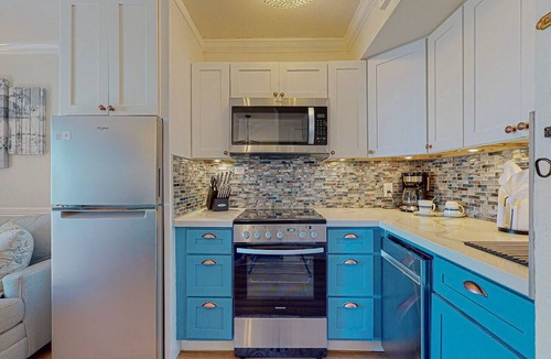 Galveston Condo | Pirates' Compass-Set Your Course for Galveston