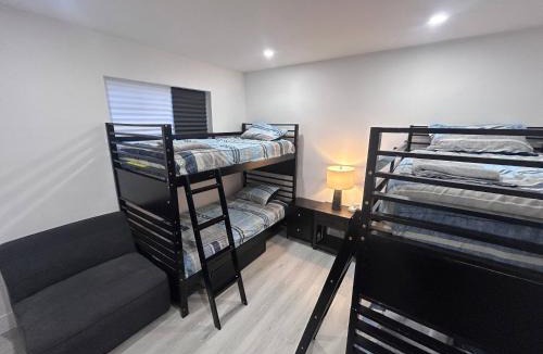 Hallandale Beach Hostel | Place to stay
