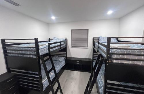Hallandale Beach Hostel | Place to stay