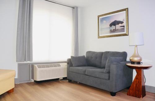 Survey Creek Hotel | Plaza Hotel Fort Lauderdale