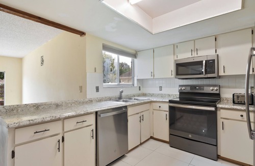 Orlando House | Pleasant and RUSTIC 4-bedroom house in the heart of Orlando