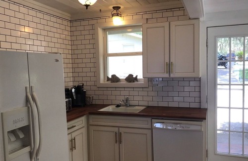 Melrose House | Please relax and enjoy our 2 bedroom 2 bath home on beautiful Lake Swan.