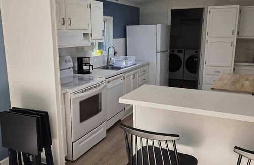 Galmey House | Pomme de Terre Lake Getaway Private Acre Boat Parking