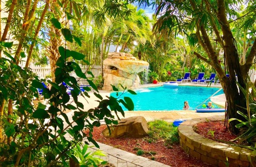 Pompano Beach Condo | Pompano 2BR Retreat W/King + 2 Queens Beds