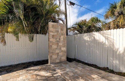 Sun Bay South House | ⭑Pool-BBQ Grill-Fire pit-Ping Pong- Beach⭑
