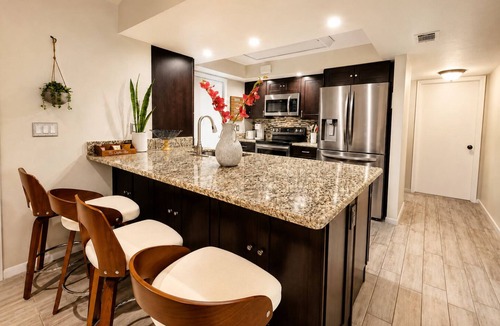 Lutz House | Pool Home w/Backyard Oasis Tampa Sleeps 8