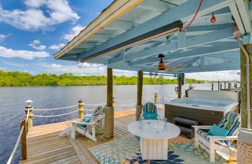 LaBelle Apartment | Pool & Hot Tub Access: Riverfront Florida Studio