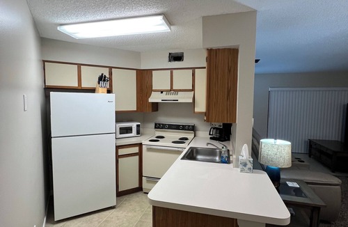 Ventura Condo | Pool, hot tub, golf, tennis, fitness center, WIFI, 1st Floor condo