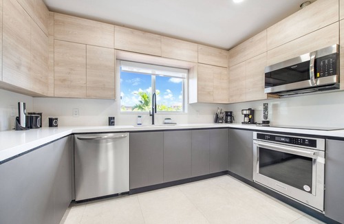 Richmond West House | Pool Oasis BBQ, Games/Near Zoo Miami & Marina