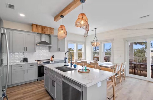 Indian Pass House | Pool, Putting Green, Boat Parking, Giant Sand Pit, Steps to Beach