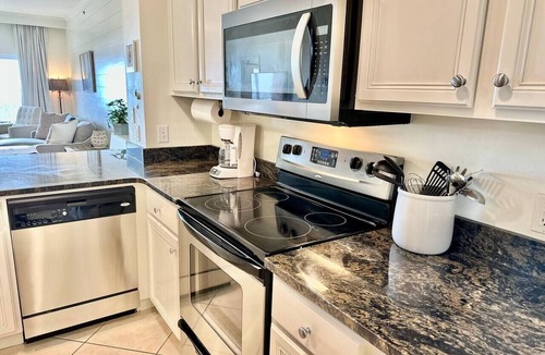 Waterside Village Condo | Pool Resort Condo Walk to Beach Sleeps 6