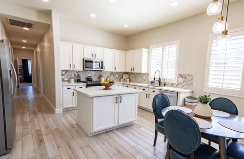 Surprise Farms House | Poolside Oasis in Surprise AZ 4BR Sleeps 12 Family-Friendly